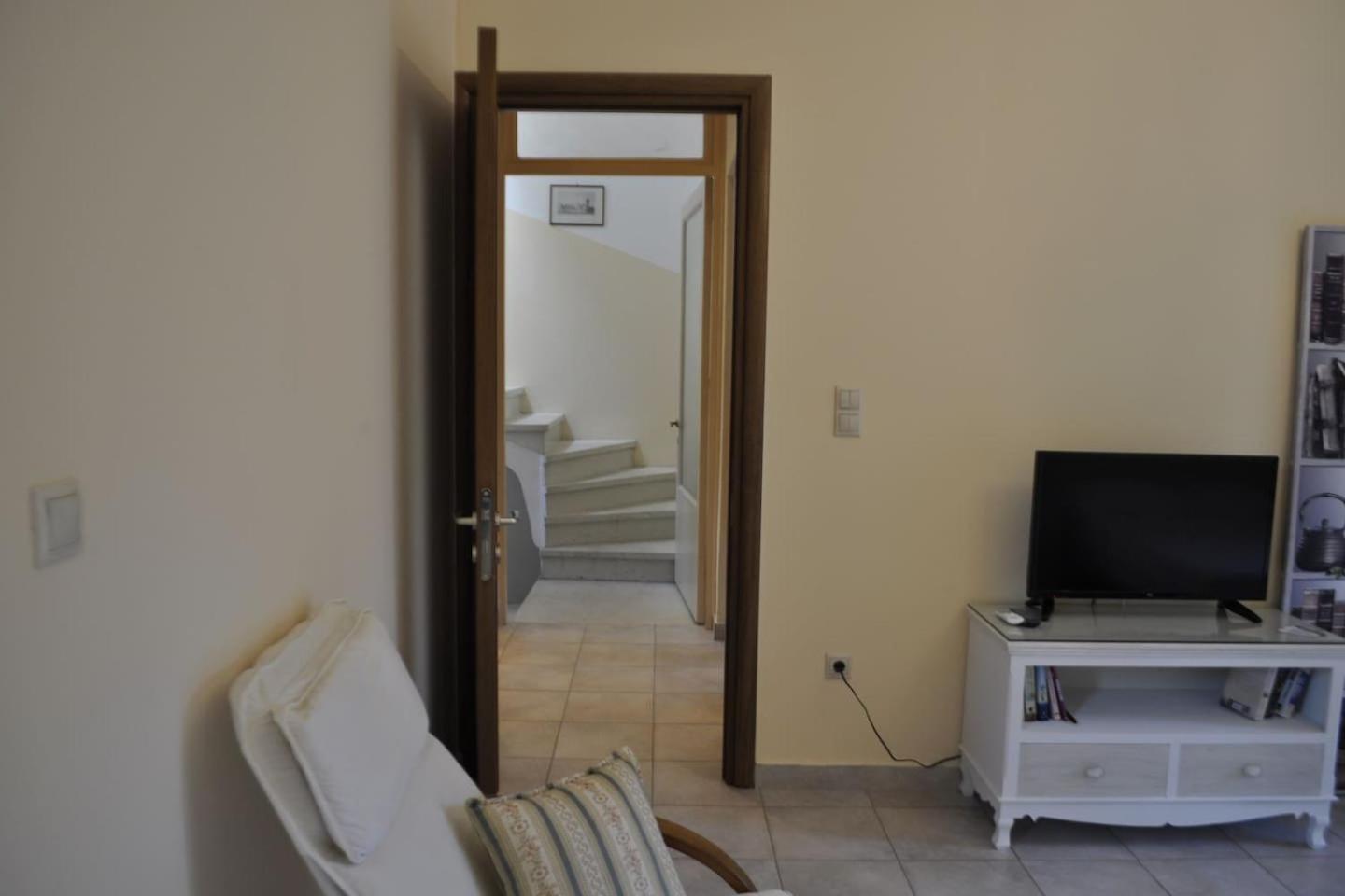 Park House -Beside The Medieval Town Of Rhodes Rhodes City Exteriör bild