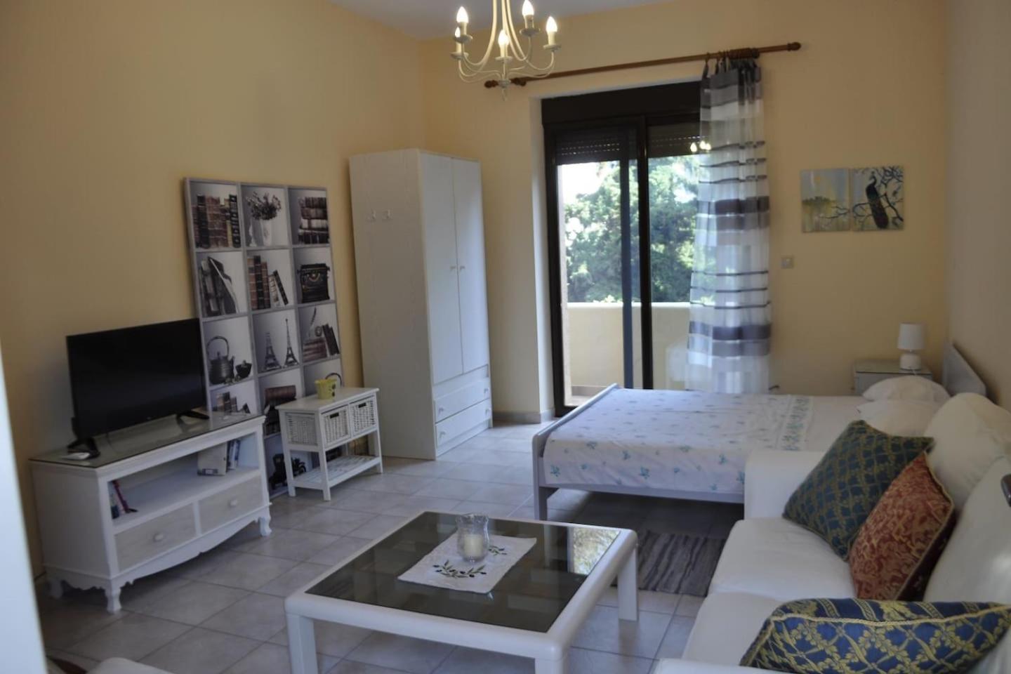 Park House -Beside The Medieval Town Of Rhodes Rhodes City Exteriör bild