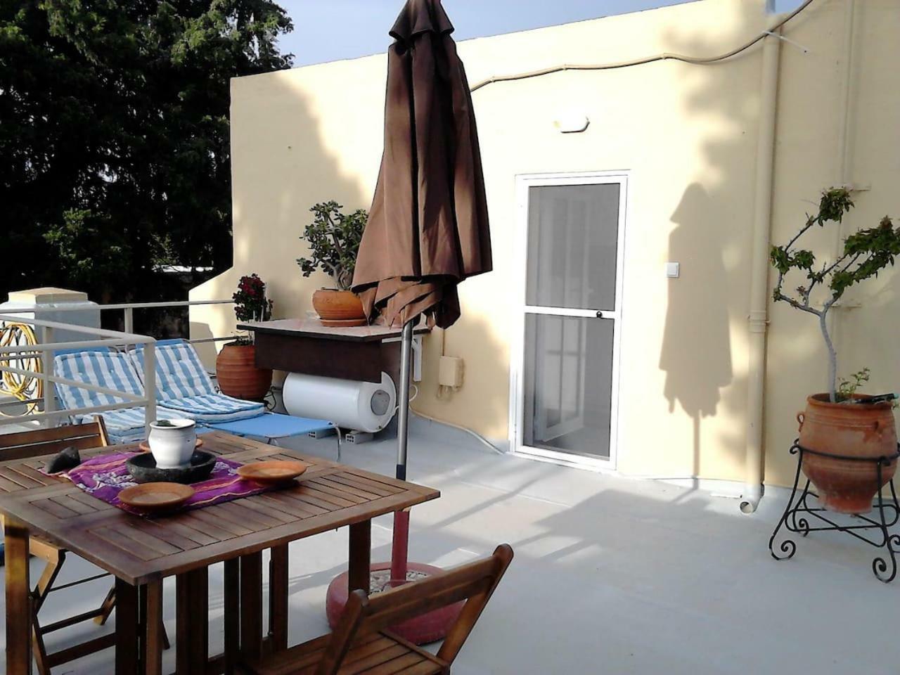 Park House -Beside The Medieval Town Of Rhodes Rhodes City Exteriör bild